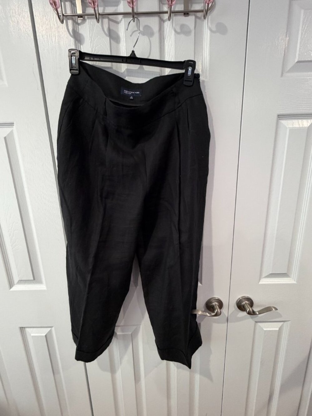 Jones New York size 12 100% linen black slacks